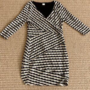 Venus Womens Surplice Print Dress V-Neck 3/4 Sleeve Size M Black/White